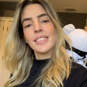 Meet your Posher, Shani